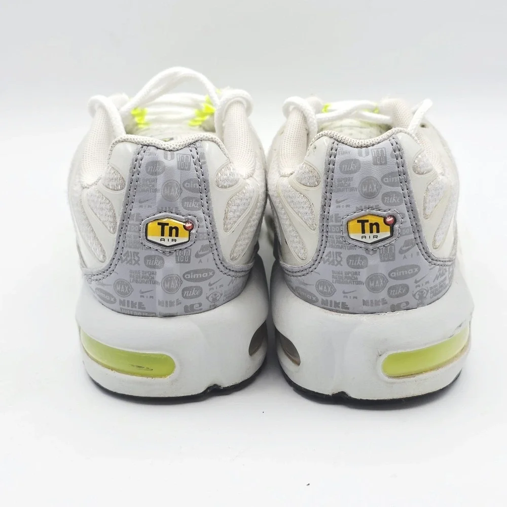 Nike‎ Air Max Plus Shoes Youth Size 6.5Y White Volt CD0609-015 Casual Sneakers